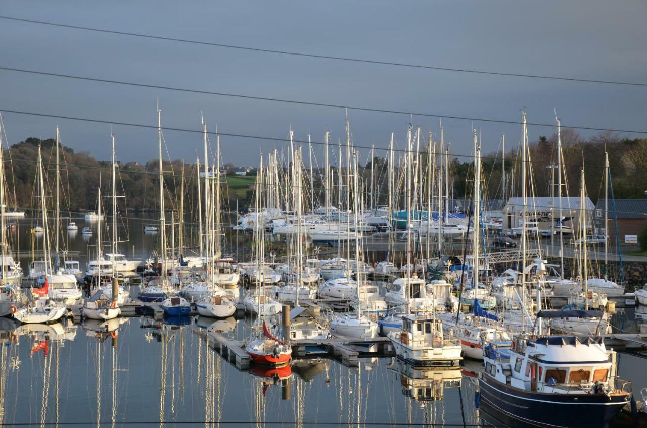 Gite De La Mer Sur Le Port De Plaisance De Lezardrieux Bretagne 外观 照片